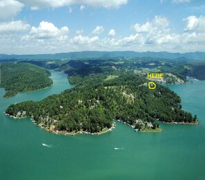 Aerial view - Ridge/Lake Views, Private Hot Tub, Pet-Friendly, Walkout to Yard, Covered Porch (LaFollette)