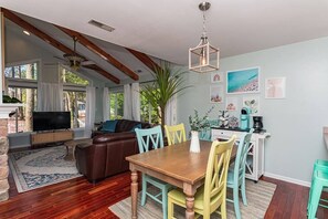 Interior - Tranquil Waters, OceanPines, 3 br, Dog Friendly (Ocean Pines)