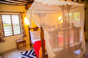 Villa | 3 bedrooms, iron/ironing board, free WiFi, bed sheets
