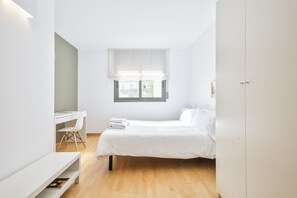 Duplex, 3 Bedrooms, Terrace | Laptop workspace, iron/ironing board, free cribs/infant beds, free WiFi