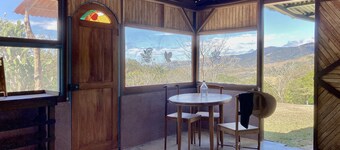 House in a peaceful farm in the mountain, ready to connect with horses ? 