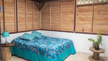 2 bedrooms, in-room safe, bed sheets