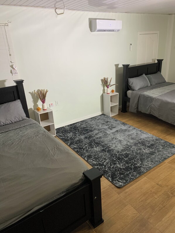 House | 1 bedroom, free WiFi, bed sheets