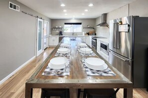 Fridge, microwave, oven, stovetop - Industrial Modern Loft House in Midtown (Phoenix)