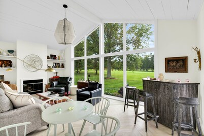 Newly renovated upscale home on the U of I golf course exclusively on VRBO