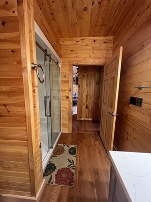 Interior - Private Cozy Cabin on 165 acres in Poconos. Pool Room, Sauna, Poker, Hunting! (Roaring Brook)