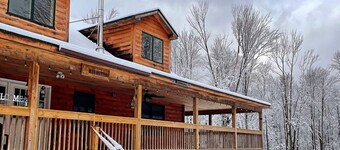 Private Cozy Cabin on 165 acres in Poconos. Pool Room, Sauna, Poker, Hunting!