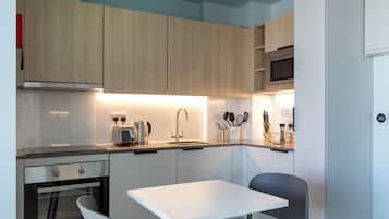 Oven, stovetop