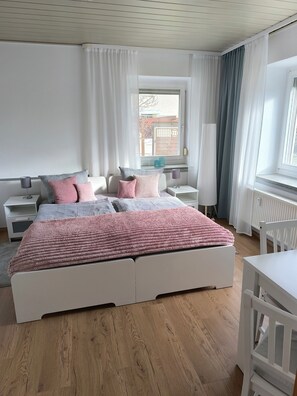 1 bedroom, travel cot, free WiFi, bed sheets