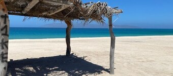 Casita Vista: Ocean Views, Private Hot Tub & You!