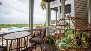 Hus, 1 queensize-seng, balkong, strandutsikt (708 Ocean Cottage) | Utsikt fra balkong