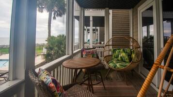 Hus, 1 queensize-seng, balkong, strandutsikt (708 Ocean Cottage) | Utsikt fra balkong