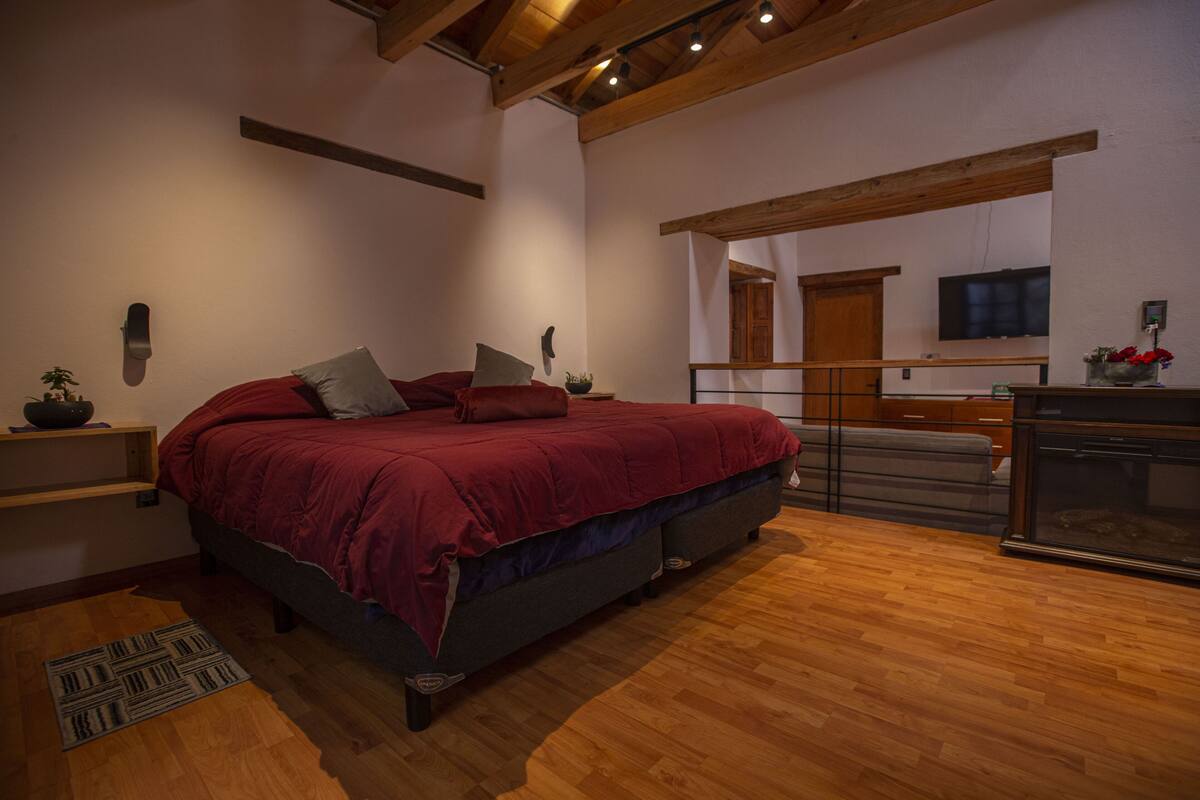 Junior Apartment | 1 bedroom, iron/ironing board, free WiFi, bed sheets