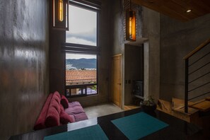 Superior-Apartment | Wohnbereich | LED-Fernseher, Netflix, Streaming-Dienste