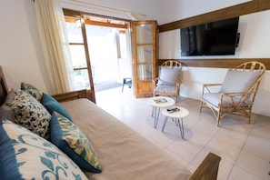 Elite Apartment | Dining room - Cabañas del Cerro (El Nihuil)