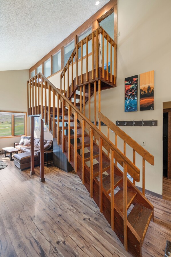 Interior - Amazing Ski in/Ski out Condo. Steps From SuperBee Lift (Copper Mountain)