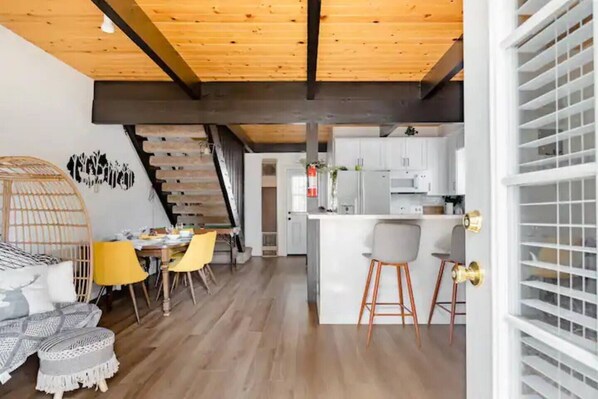 Interior - Modern Mountain Chalet -EV charg<br><br> (Big Bear)