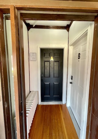 Interior. 629 on Main Rental B Upstairs<br>