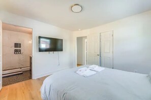 3 Schlafzimmer, Bügeleisen/Bügelbrett, Reisekinderbett, WLAN