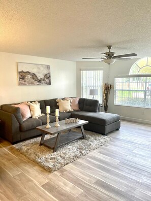 Apartment, Smoking - Grand Family 3BD Condo Apartment Near Disney Parks 5 (Kissimmee)