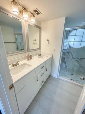 Casa, para fumadores | 3 habitaciones