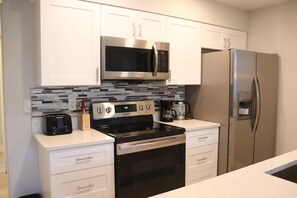3 bedrooms - Grand Premier 3BD Condo Apartment Near Disney Parks 6 (Kissimmee)