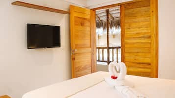 Quarto casal standard | Individualmente mobiliados, Wi-Fi de cortesia