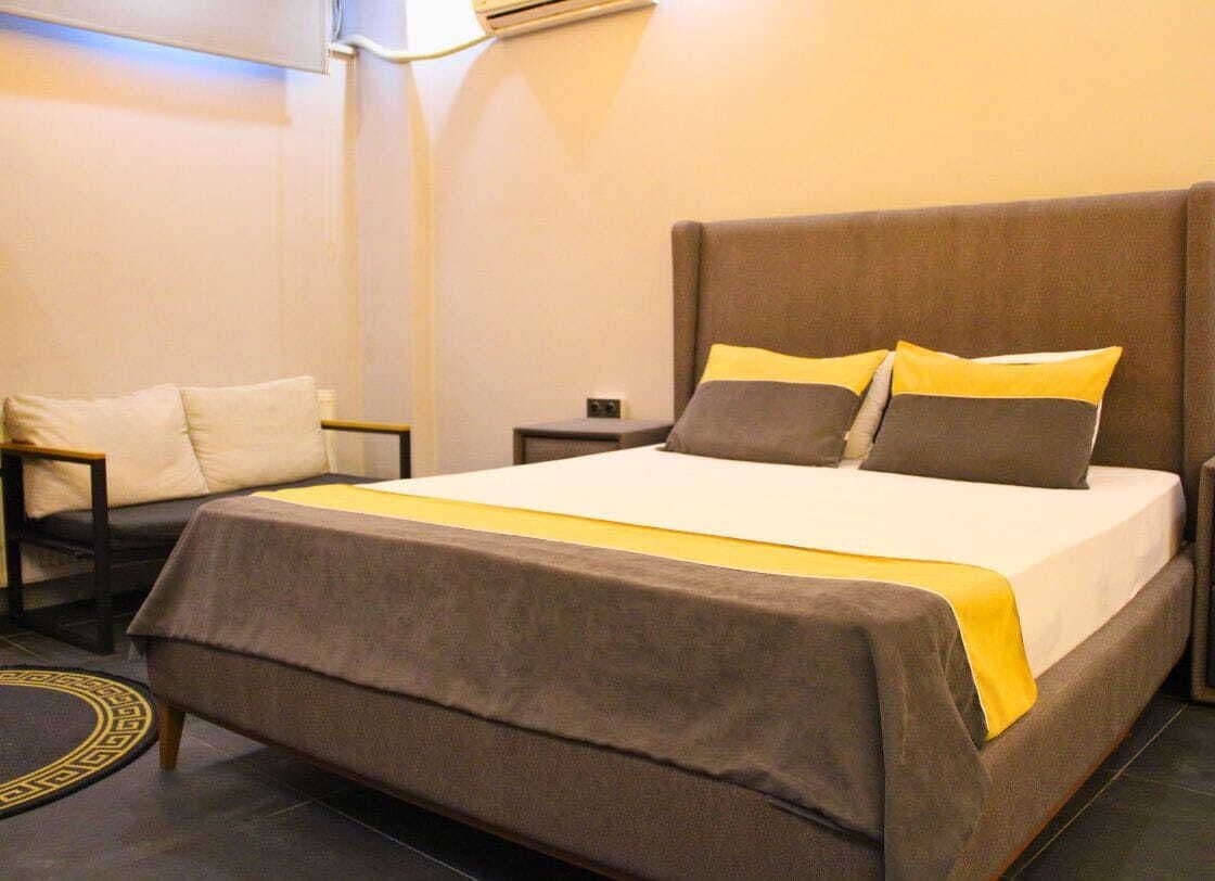 Economy-Zimmer | Hochwertige Bettwaren, Zimmersafe, Verdunkelungsvorhänge