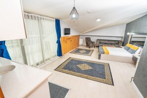 1 bedroom, premium bedding, in-room safe, blackout curtains