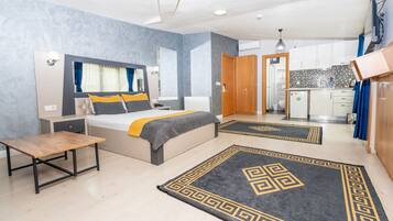 Standard Studio, 1 Double Bed, City View