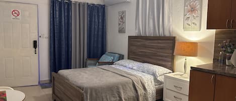 1 bedroom, iron/ironing board, WiFi, bed sheets
