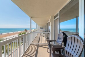 Property grounds - Oceanfront 1BR Condo, Monthly Stays Welcome (Daytona Beach)