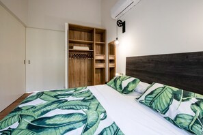 2 bedrooms, desk, free WiFi, bed sheets