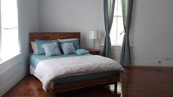 1 quarto, escrivaninha, Wi-Fi de cortesia, roupa de cama