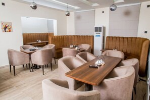 Bar (en la propiedad)