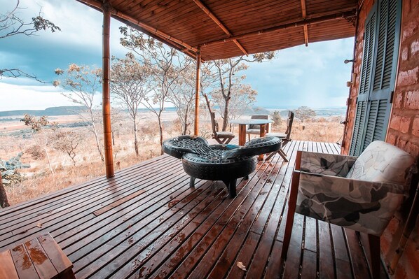 Bungalow | Ulkoruokailutilat