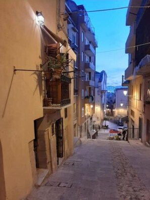 Exterior - 1 Bedroom Apartment in Cagliari (Cagliari)