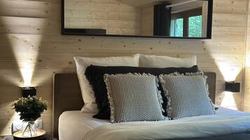 2 chambres, fer et planche Ă repasser, Wi-Fi, draps fournis