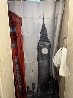 Basic Double Room | Bathroom | Free toiletries, towels - Las vegas (Madrid)