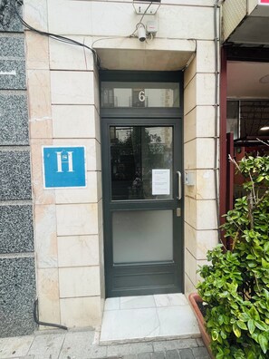 Front of property - Las vegas (Madrid)
