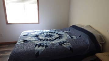 2 bedrooms, bed sheets