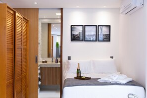 Apartment | 1 bedroom, in-room safe, free WiFi - Estúdio Moderno com AC e Wi-fi (São Paulo)