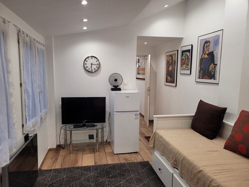 Appartement cosy de 35 m2 près de paris et de Disneyland.