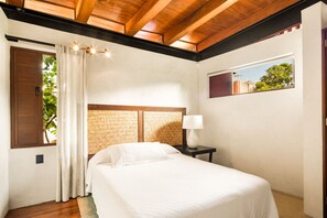 2 bedrooms, desk, free WiFi, bed sheets