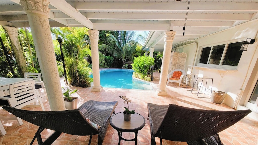 Beautiful And Comfortable Home and studios