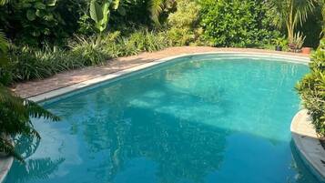 Perhetalo, 2 makuuhuonetta, tupakointi kielletty, yksityinen uima-allas | Yksityinen uima-allas