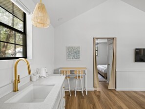 Premium Cabin | Living area