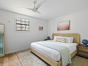 พรีเมียมเคบิน | เตารีด/โต๊ะรีดผ้า, Wi-Fi ฟรี, ผ้าปูที่นอน