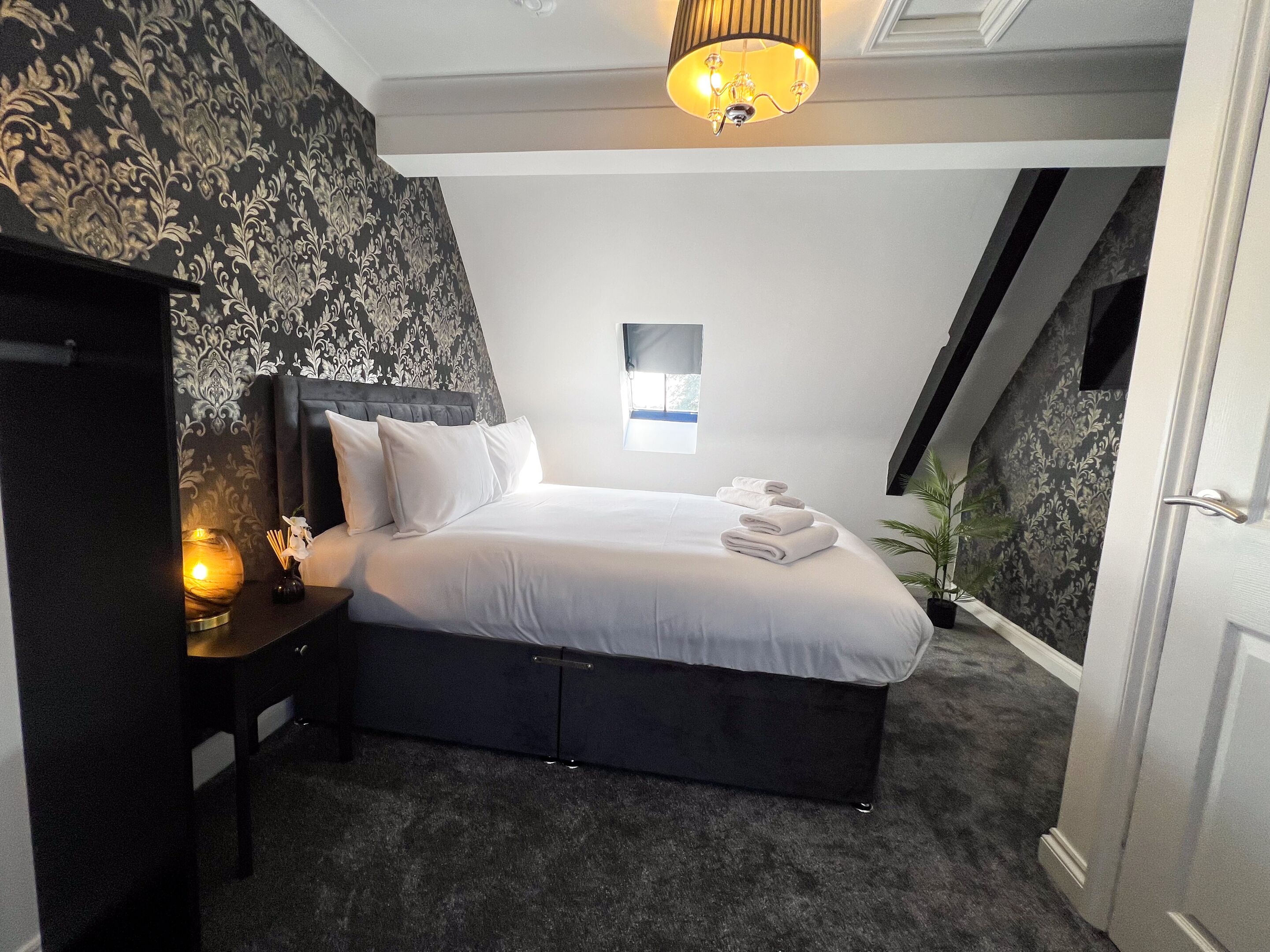 Ferienhaus, eigenes Bad, Blick auf den Jachthafen | 2 Schlafzimmer, kostenloses WLAN