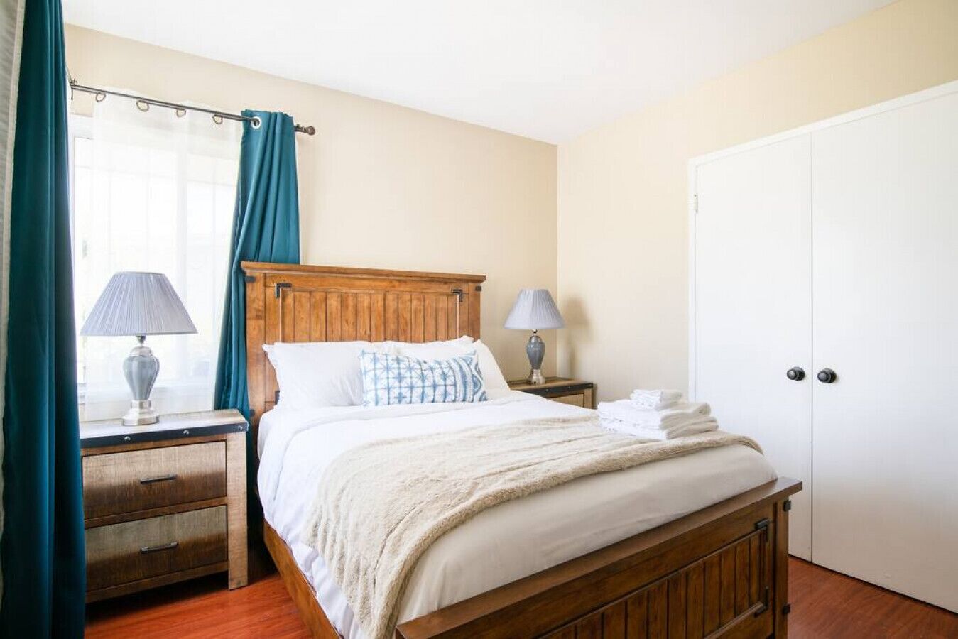 3 Schlafzimmer, Schreibtisch, Bügeleisen/Bügelbrett, kostenloses WLAN